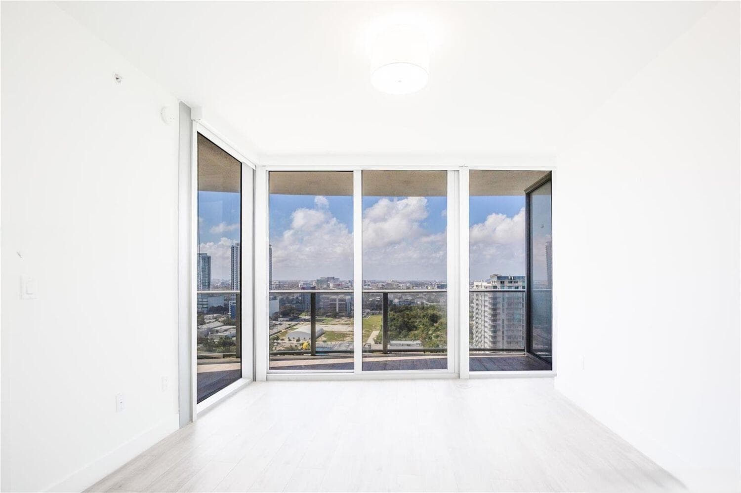 488 NE 18TH Street # 2200, Miami, FL 33132 photo 6