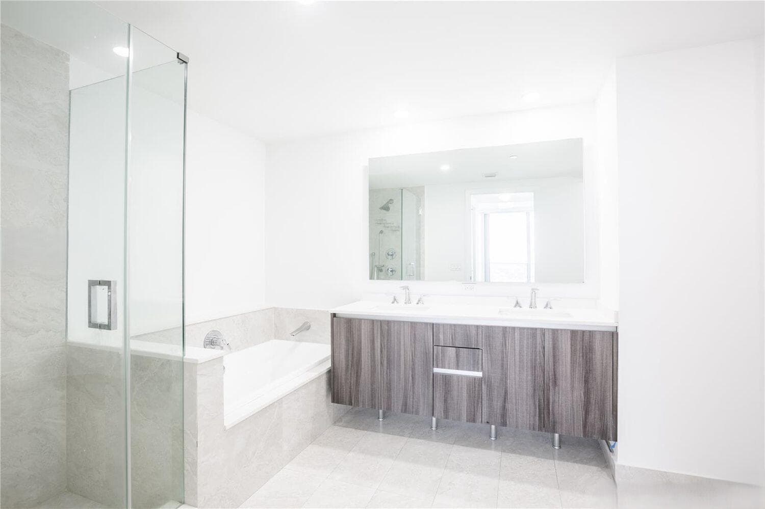488 NE 18TH Street # 2200, Miami, FL 33132 photo 10