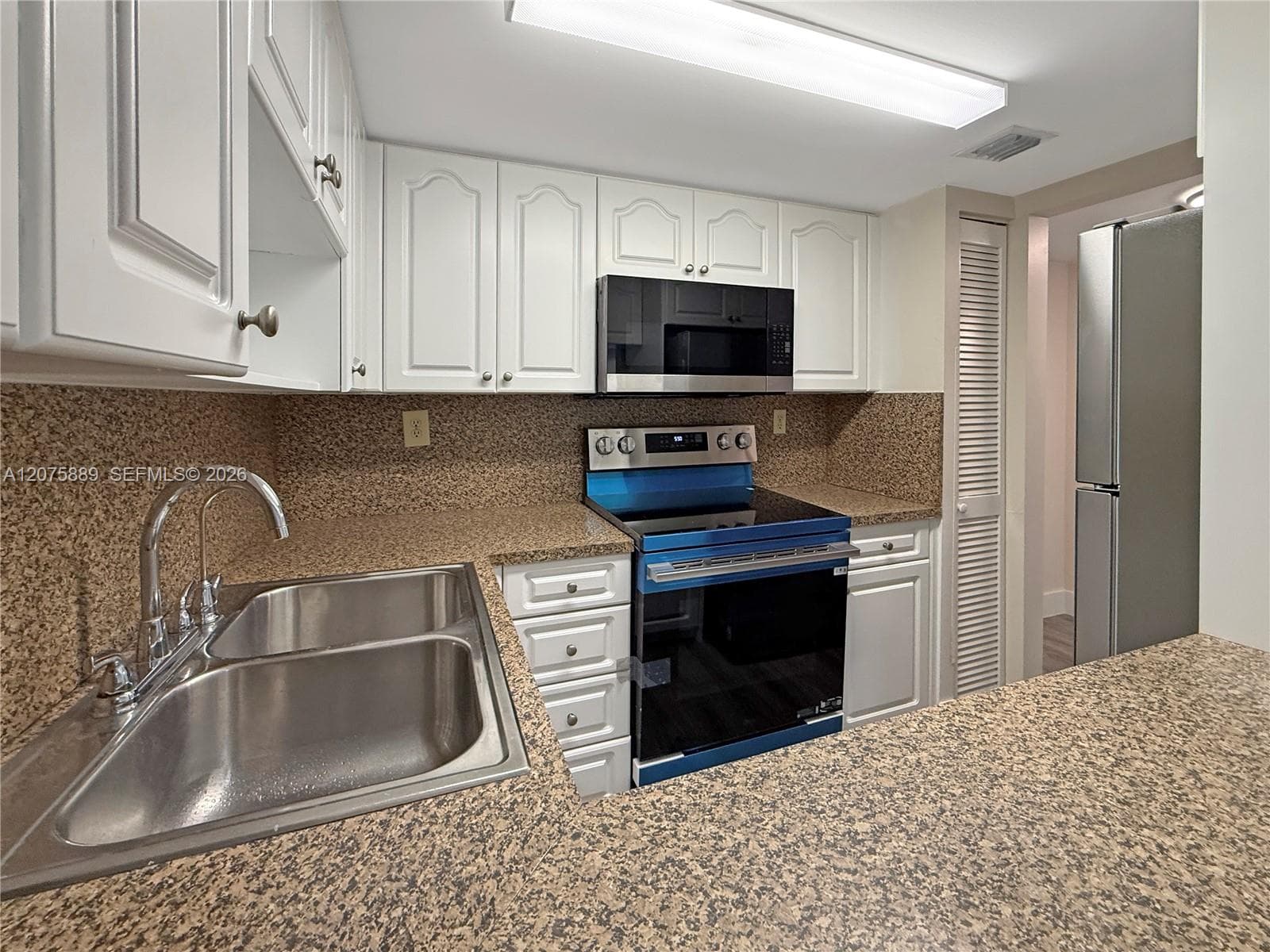 995 SW 84th Ave # 309, Miami, FL 33144 photo 6
