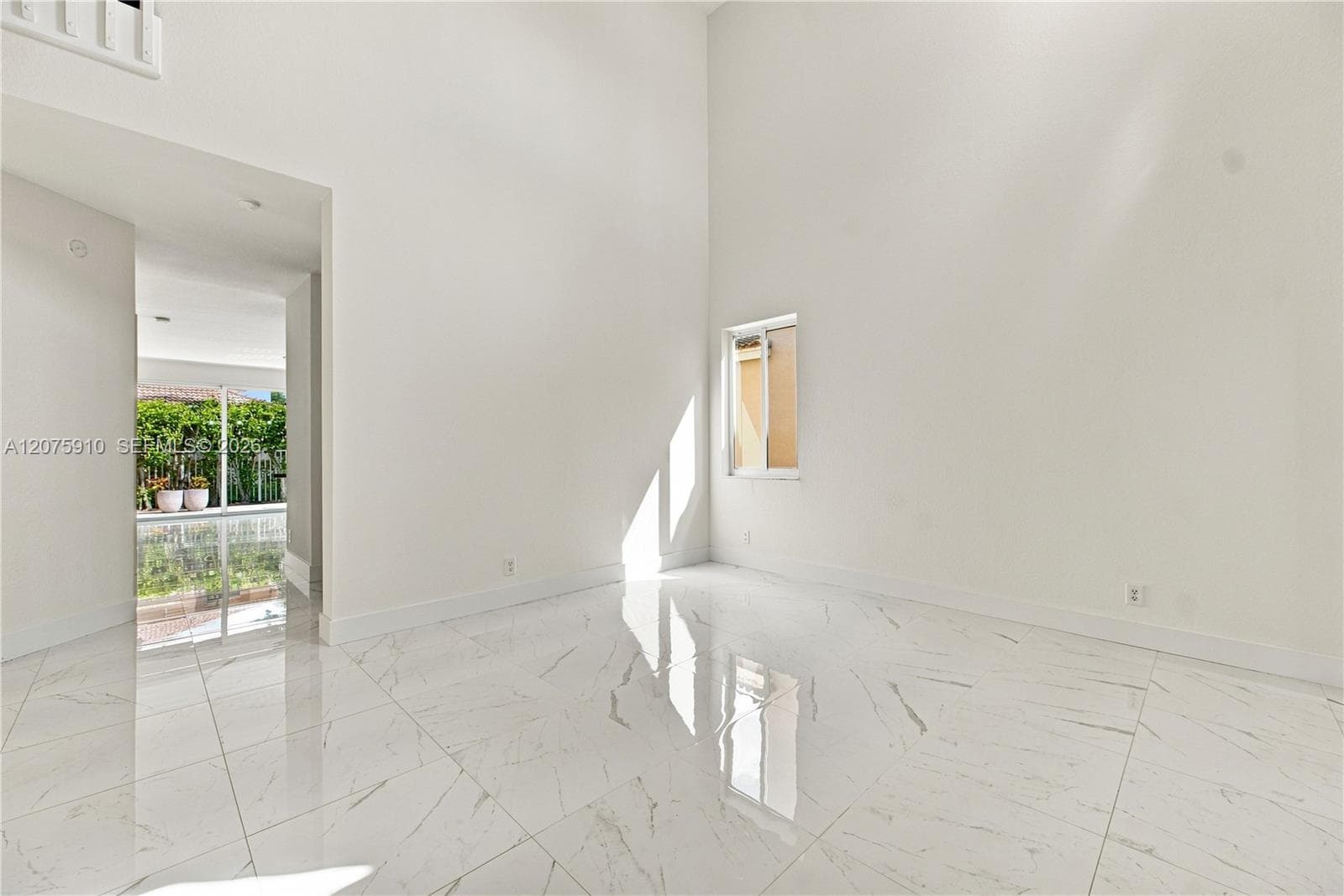 445 Conservation Dr, Weston, FL 33327 photo 8