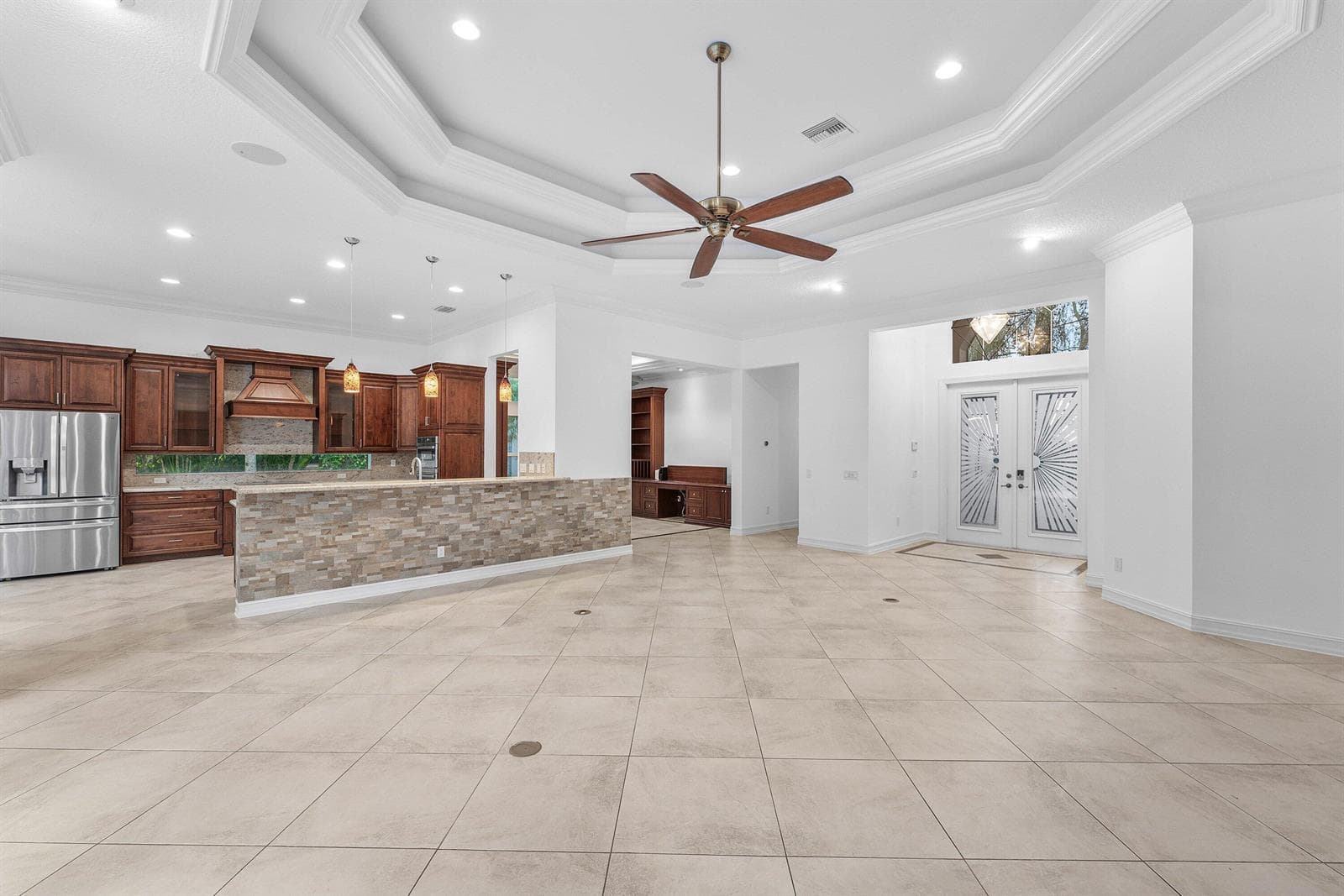 10582 Whitewind Circle, Boynton Beach, FL 33473 photo 6