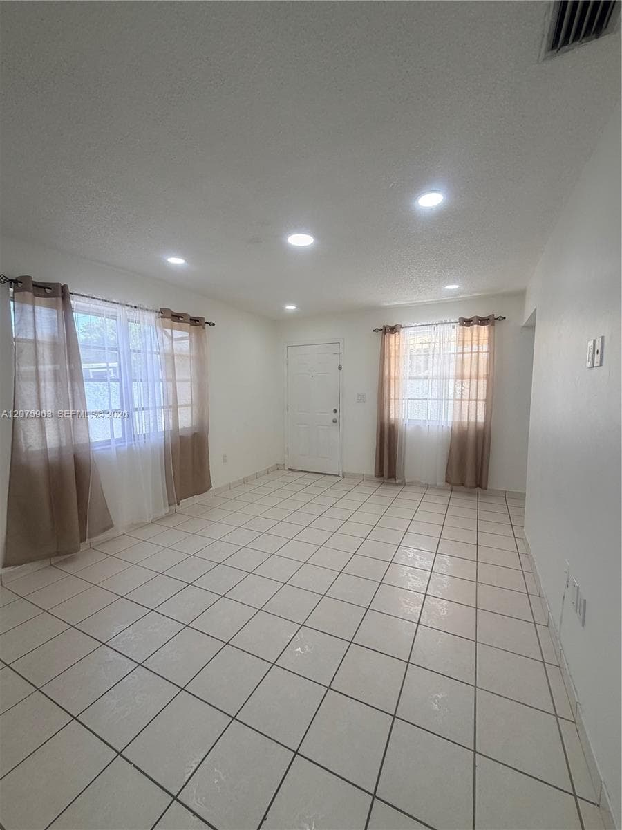 3821 SW 89th Ct # Front, Miami, FL 33165 photo 5