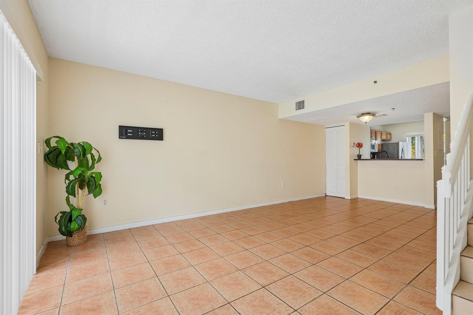 167 RIVIERA Circle, Weston, FL 33326 photo 9