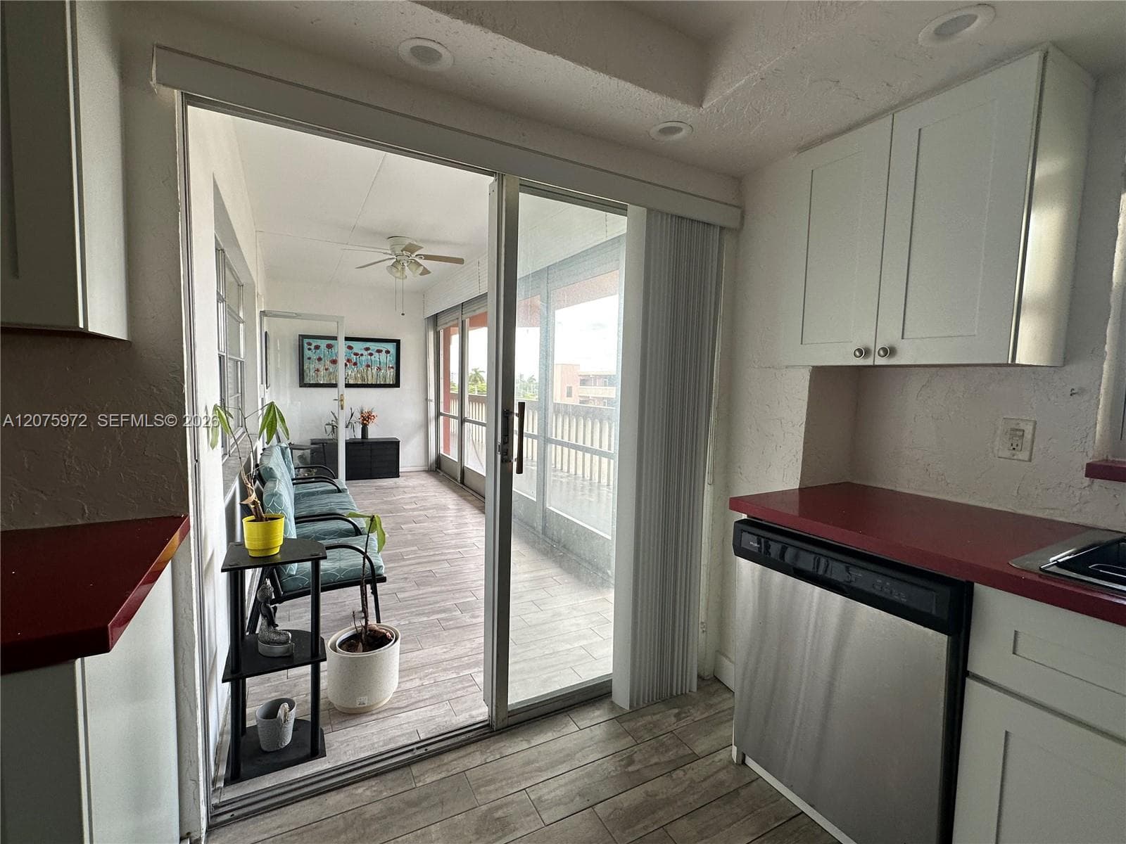 180 NE 12th Ave # 17E, Hallandale Beach, FL 33009 photo 2