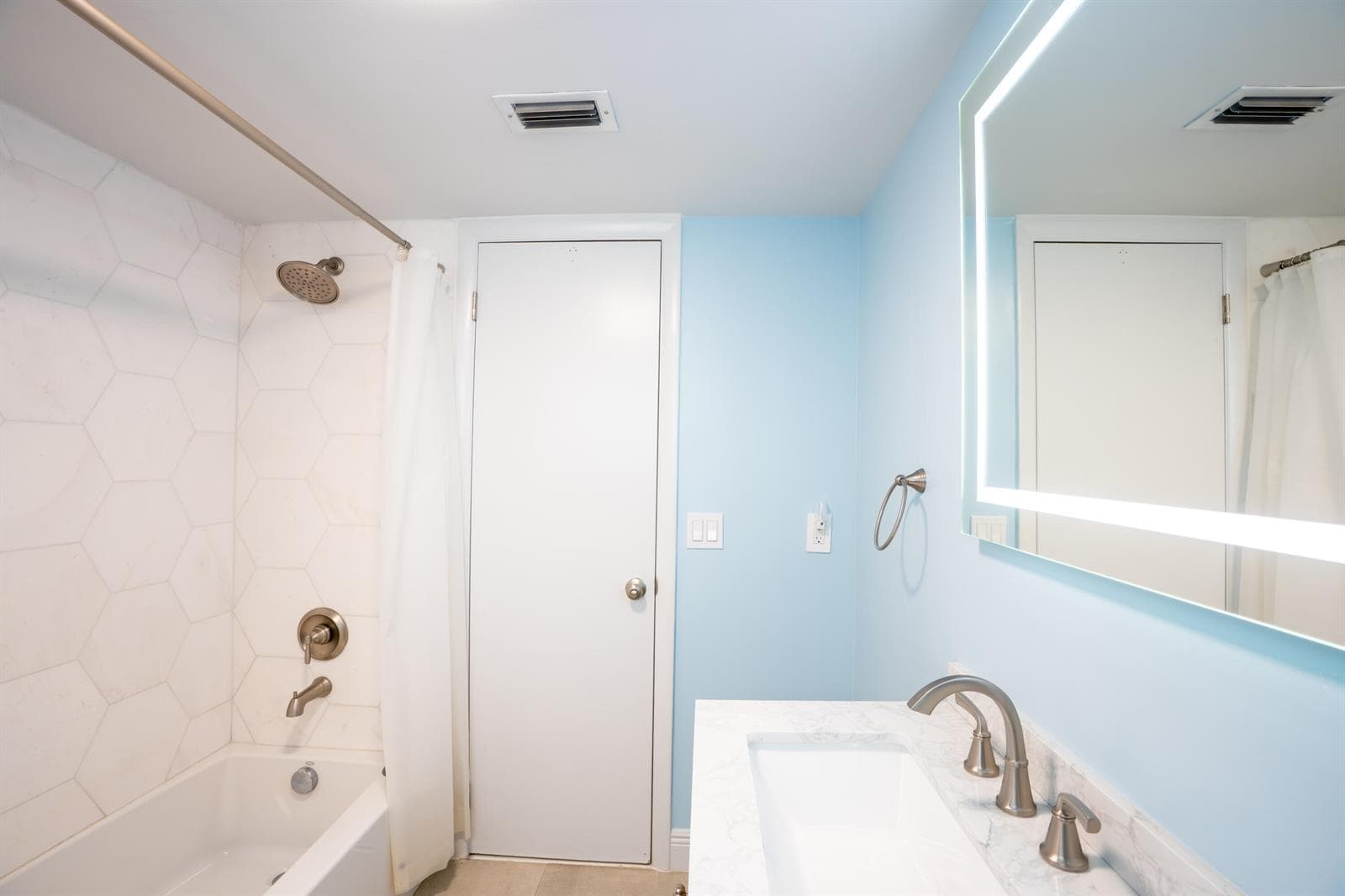17 SE 8TH Terrace, Deerfield Beach, FL 33441 photo 9