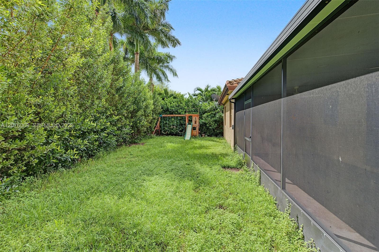 633 SE 35th Ter, Homestead, FL 33033 photo 12