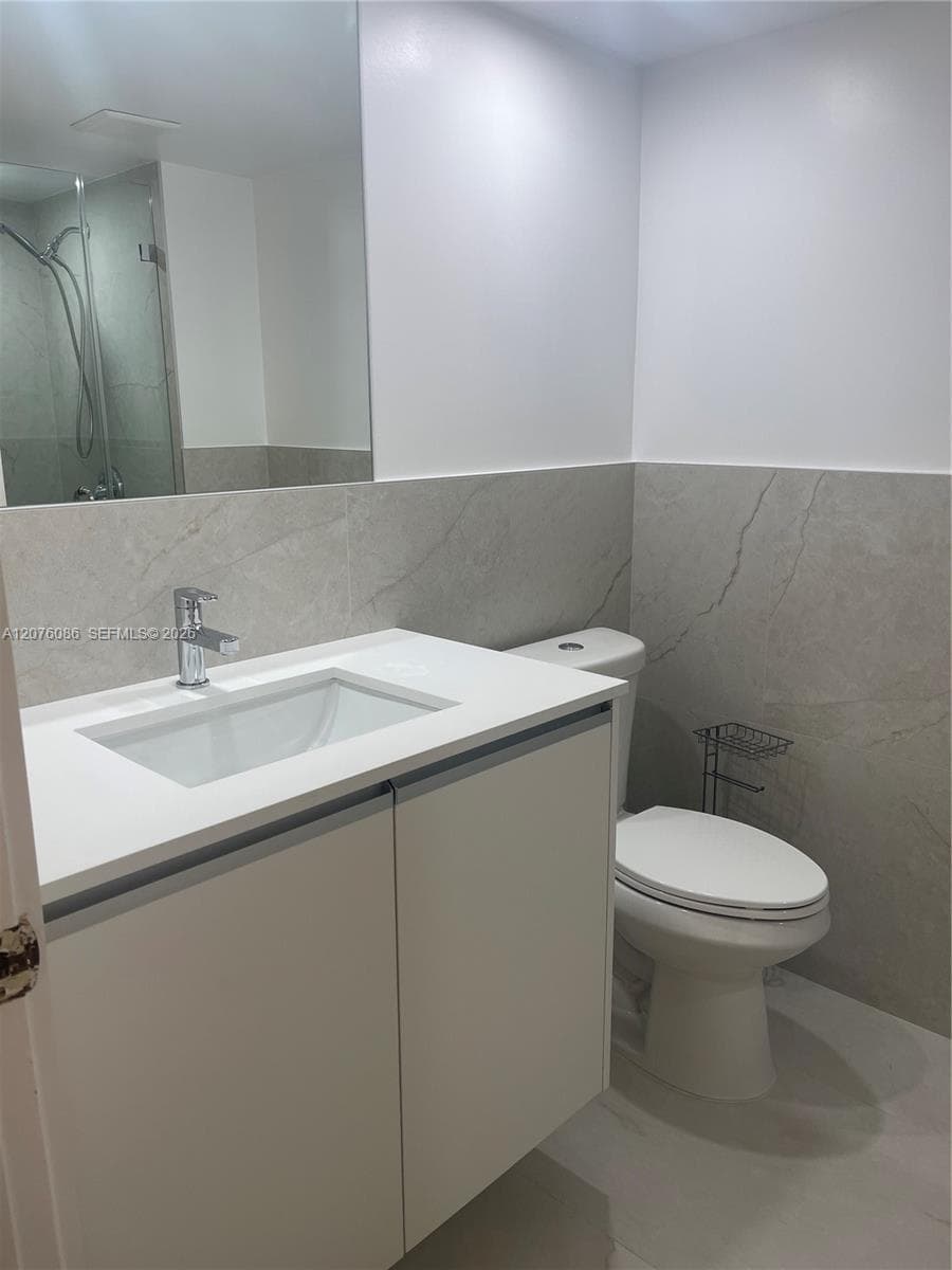 10249 NW 9th St Cir # 108-8, Miami, FL 33172 photo 10
