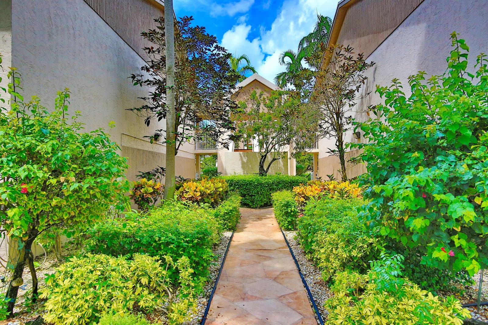 7553 TRENT Drive # 211, Tamarac, FL 33321 photo 5