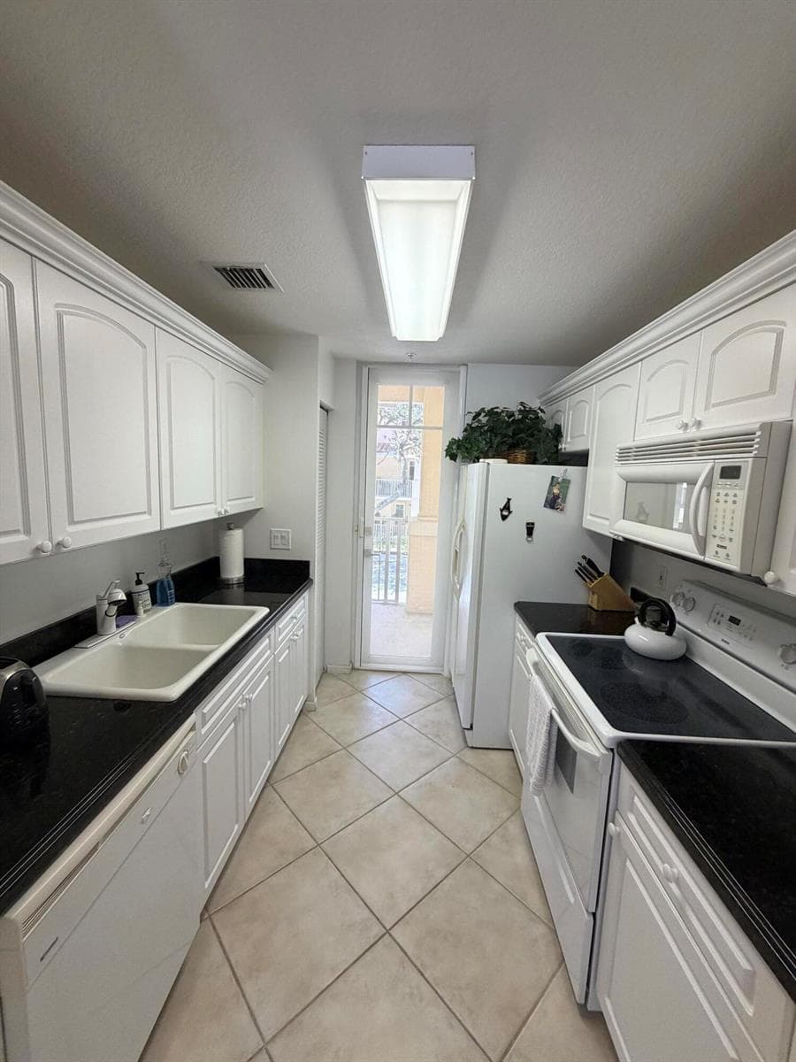 4823 CHANCELLOR Drive # 23, Jupiter, FL 33458 photo 10
