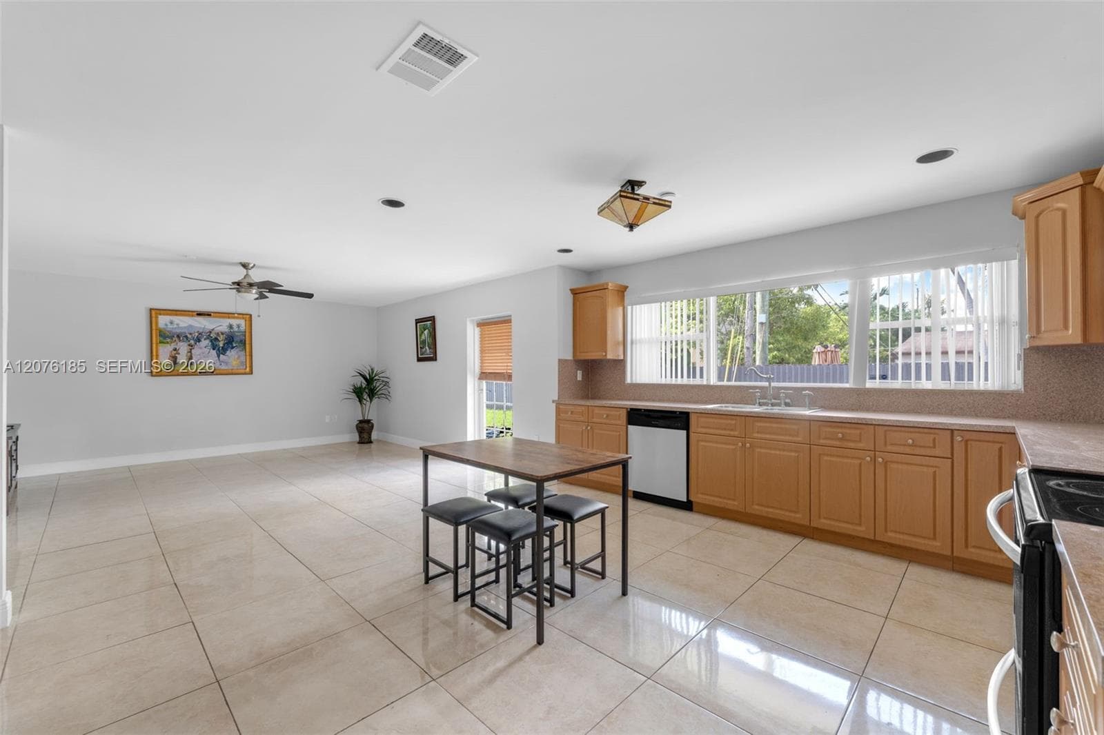 9835 SW 56th St # 0, Miami, FL 33165 photo 6