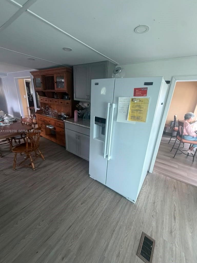 402 Frances Circle, Other City - In The State Of Florida, FL 33570 photo 11