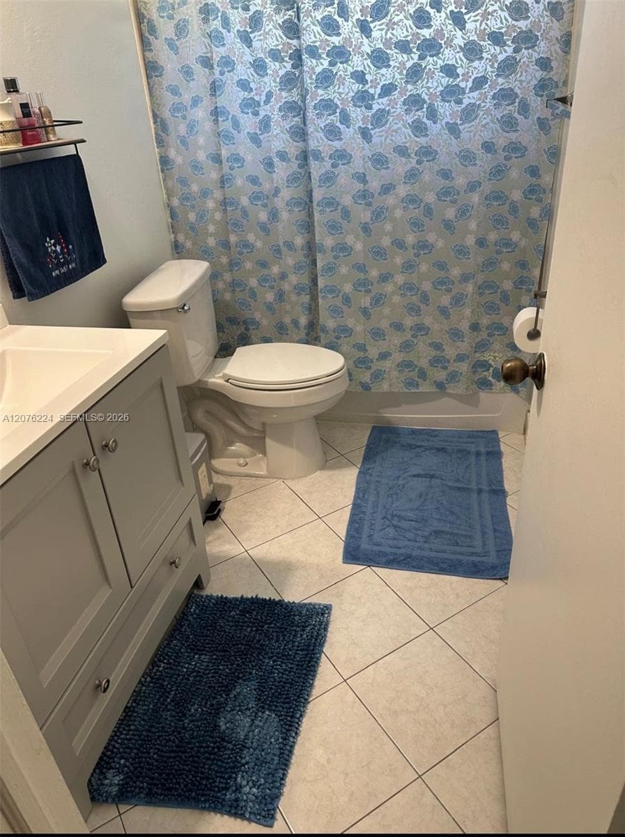 607 NW 42nd St, Oakland Park, FL 33309 photo 9