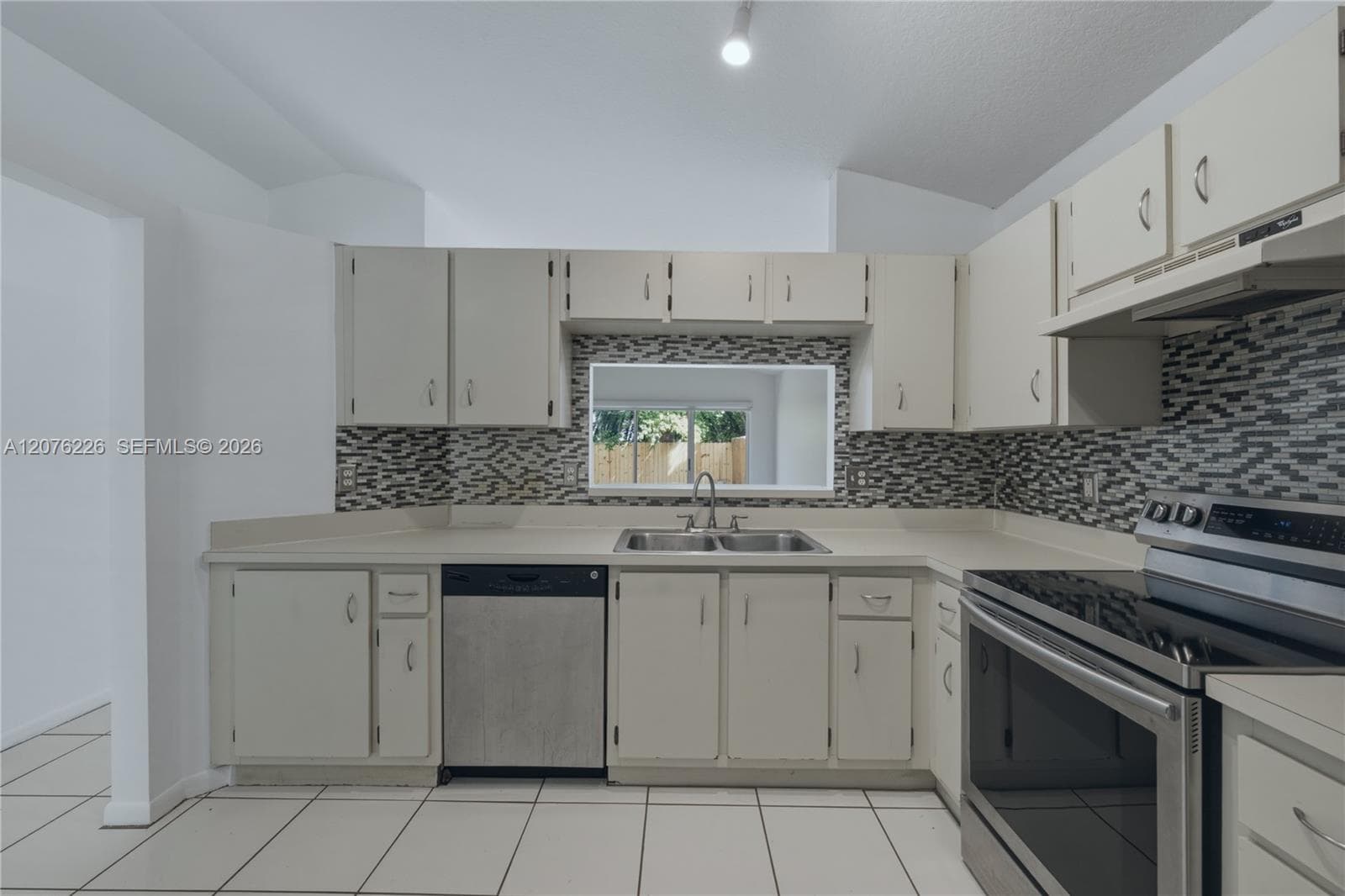 15969 SW 2nd St, Sunrise, FL 33326 photo 7