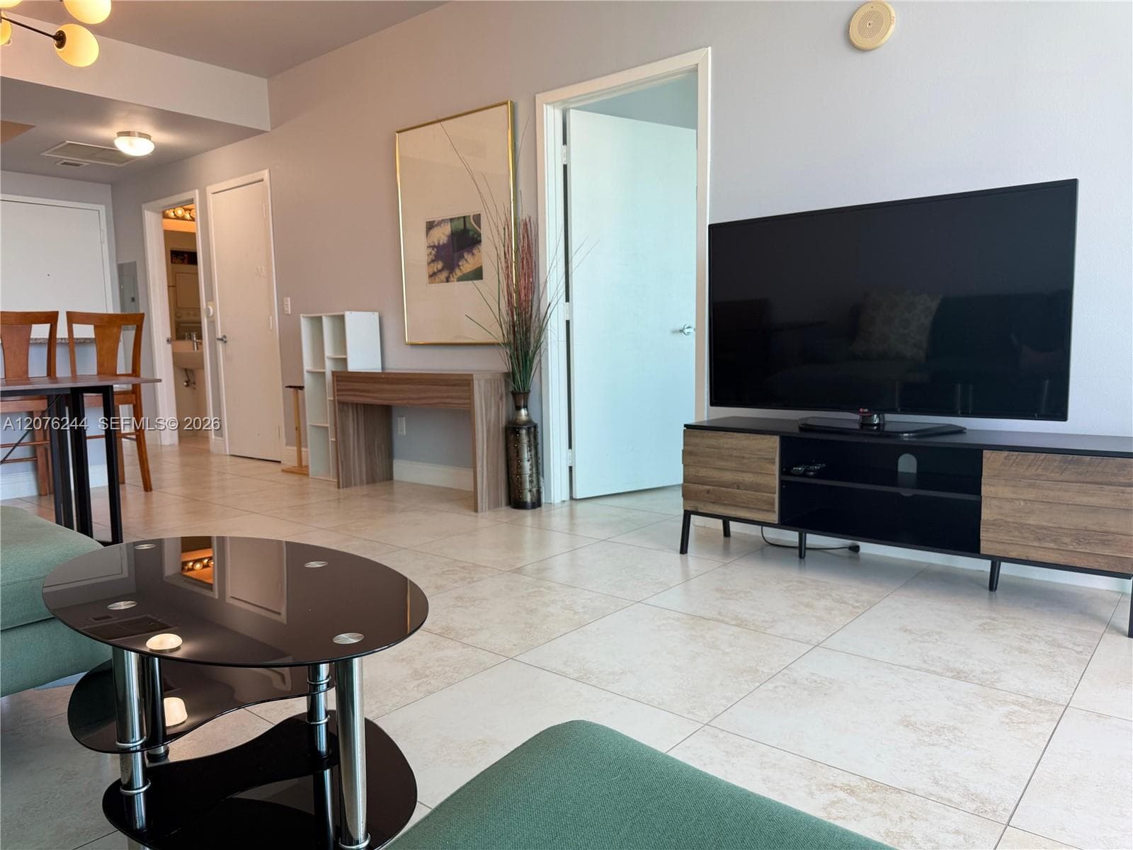 888 Biscayne Blvd # 2702, Miami, FL 33132 photo 5