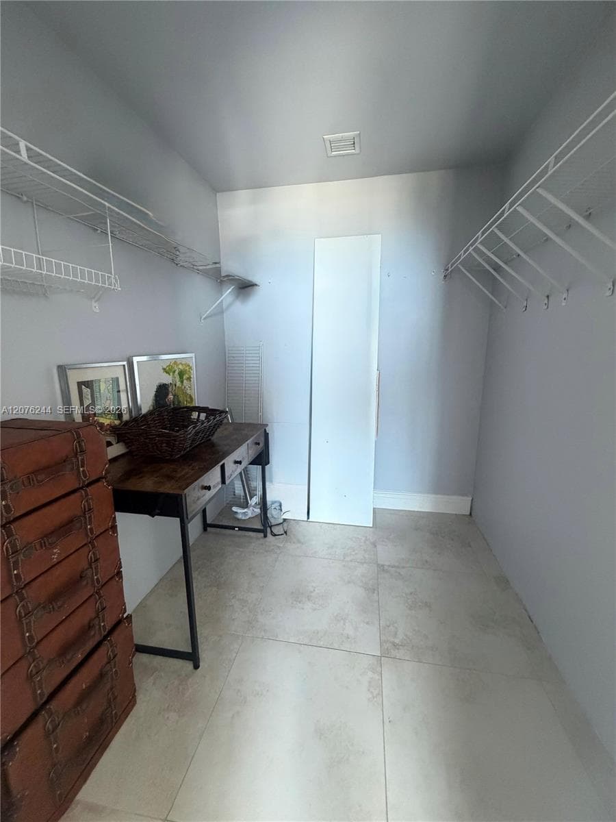 888 Biscayne Blvd # 2702, Miami, FL 33132 photo 11