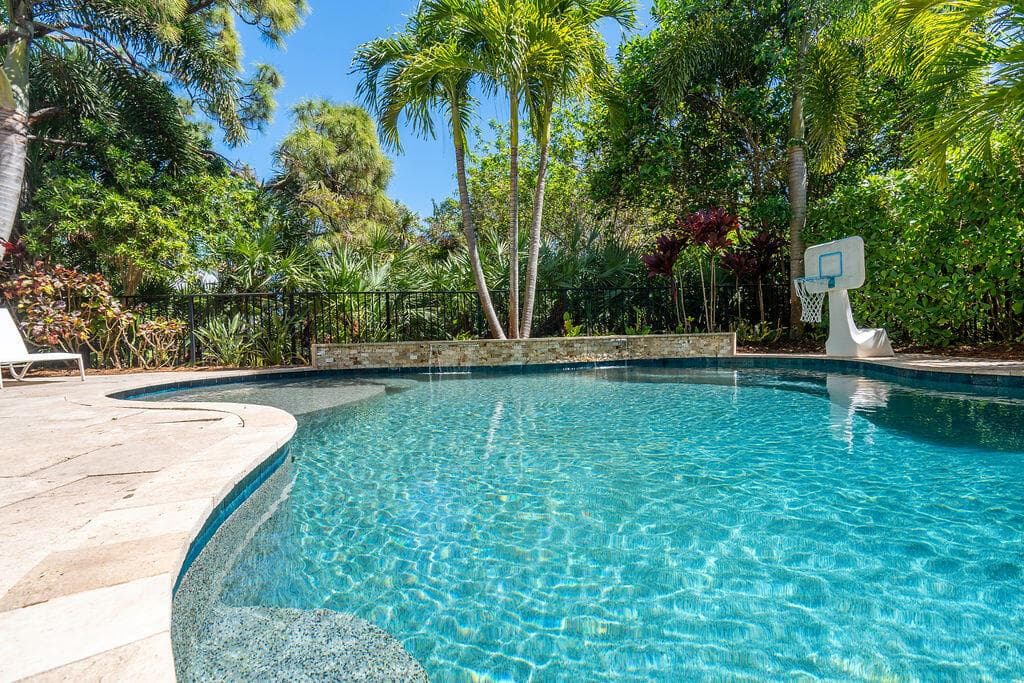 1044 Vintner Boulevard, Palm Beach Gardens, FL 33410 photo 12