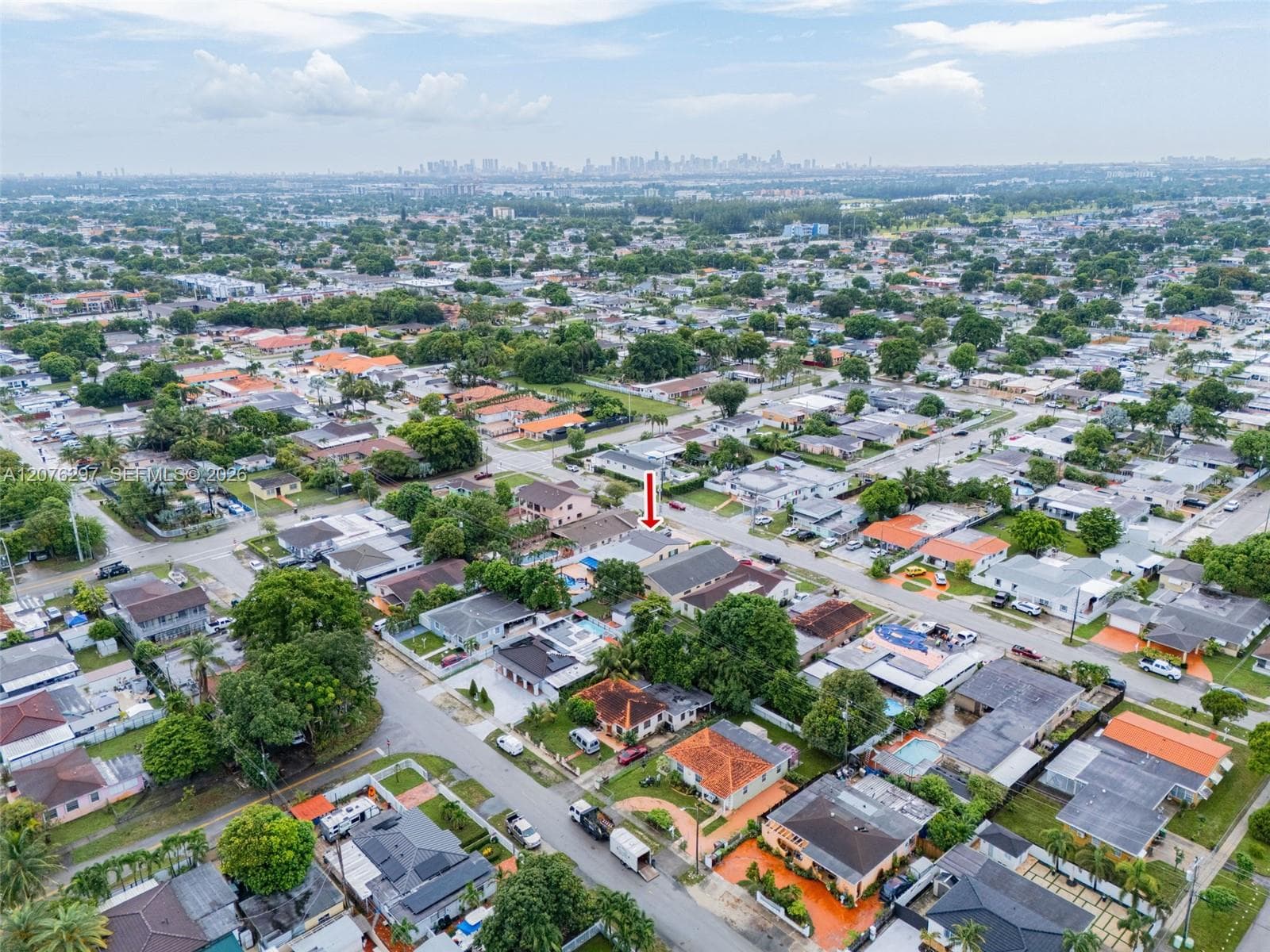 233 W 39th Pl, Hialeah, FL 33012 photo 10