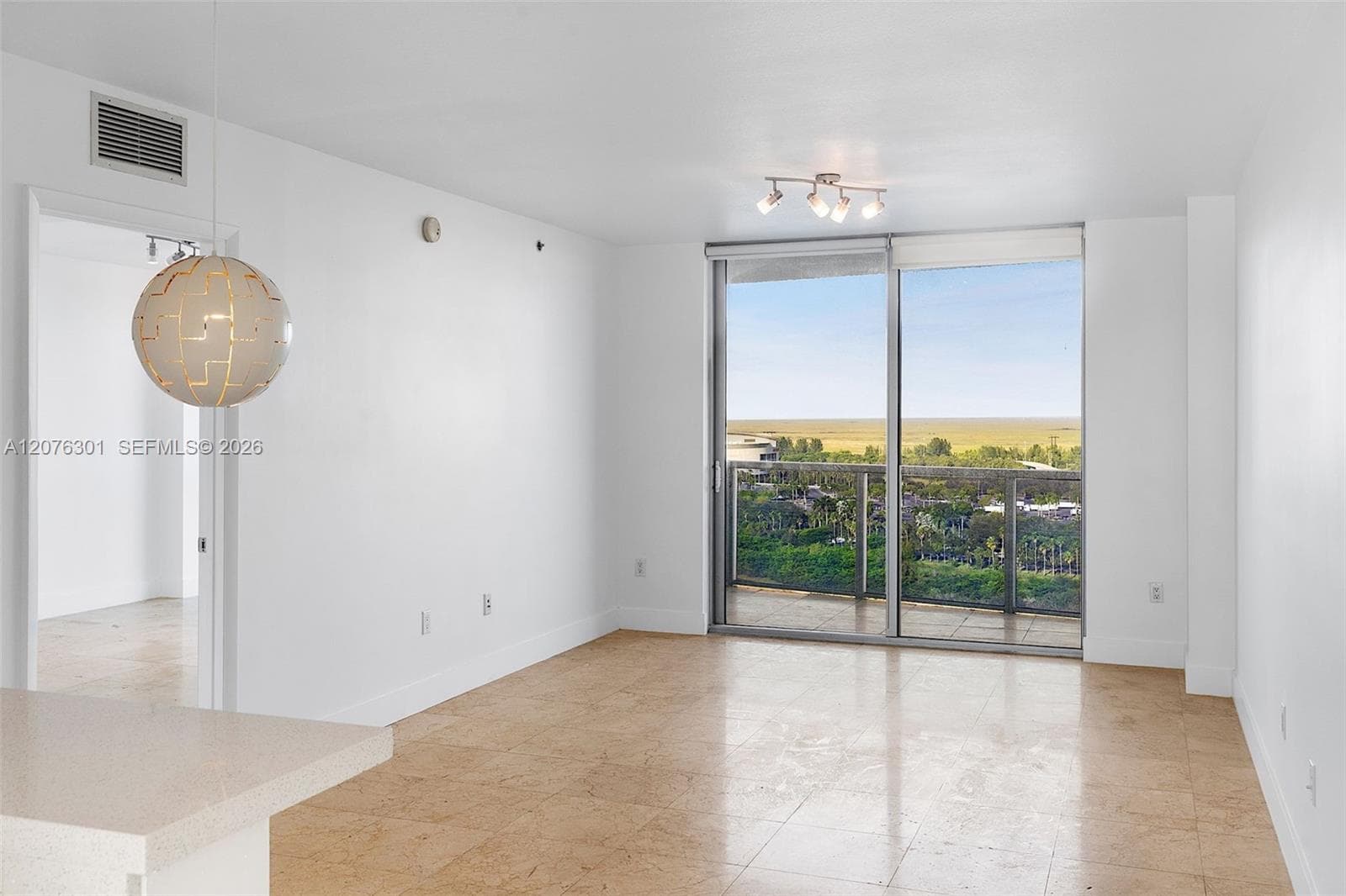 2641 N Flamingo Rd # 2205N, Sunrise, FL 33323 photo 6