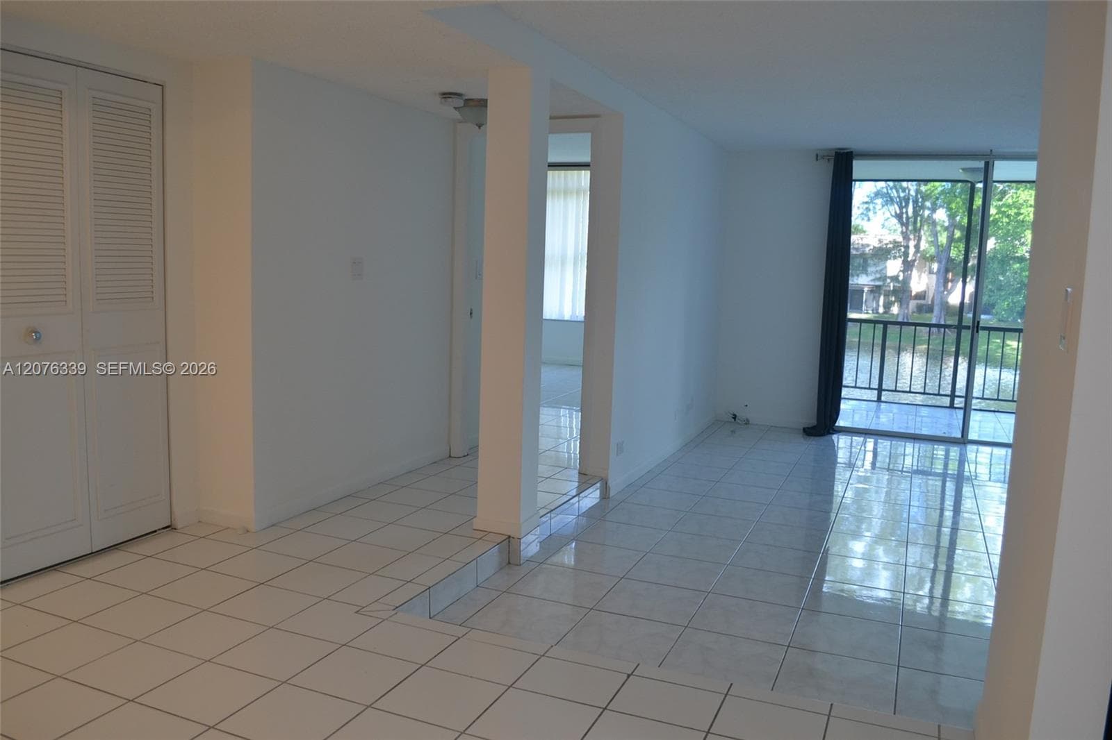 3670 Inverrary Dr # 2D, Lauderhill, FL 33319 photo 10