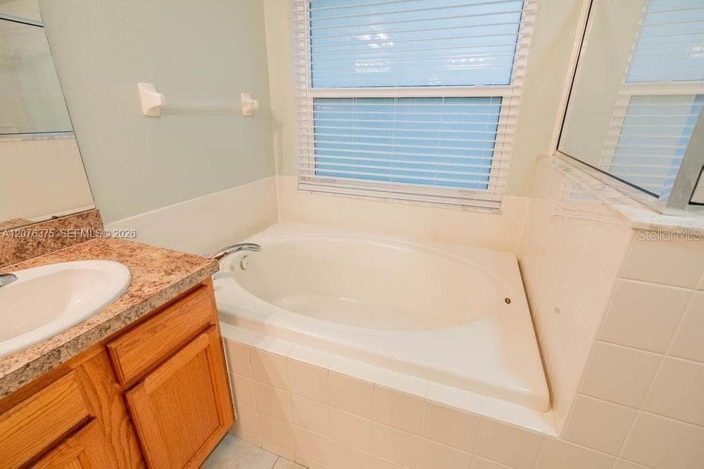 311 Delwood Breck St, Other City - In The State Of Florida, FL 33570 photo 6