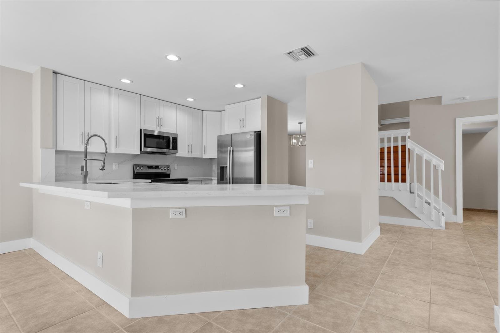 4250 NW 1st Place, Deerfield Beach, FL 33442 photo 6