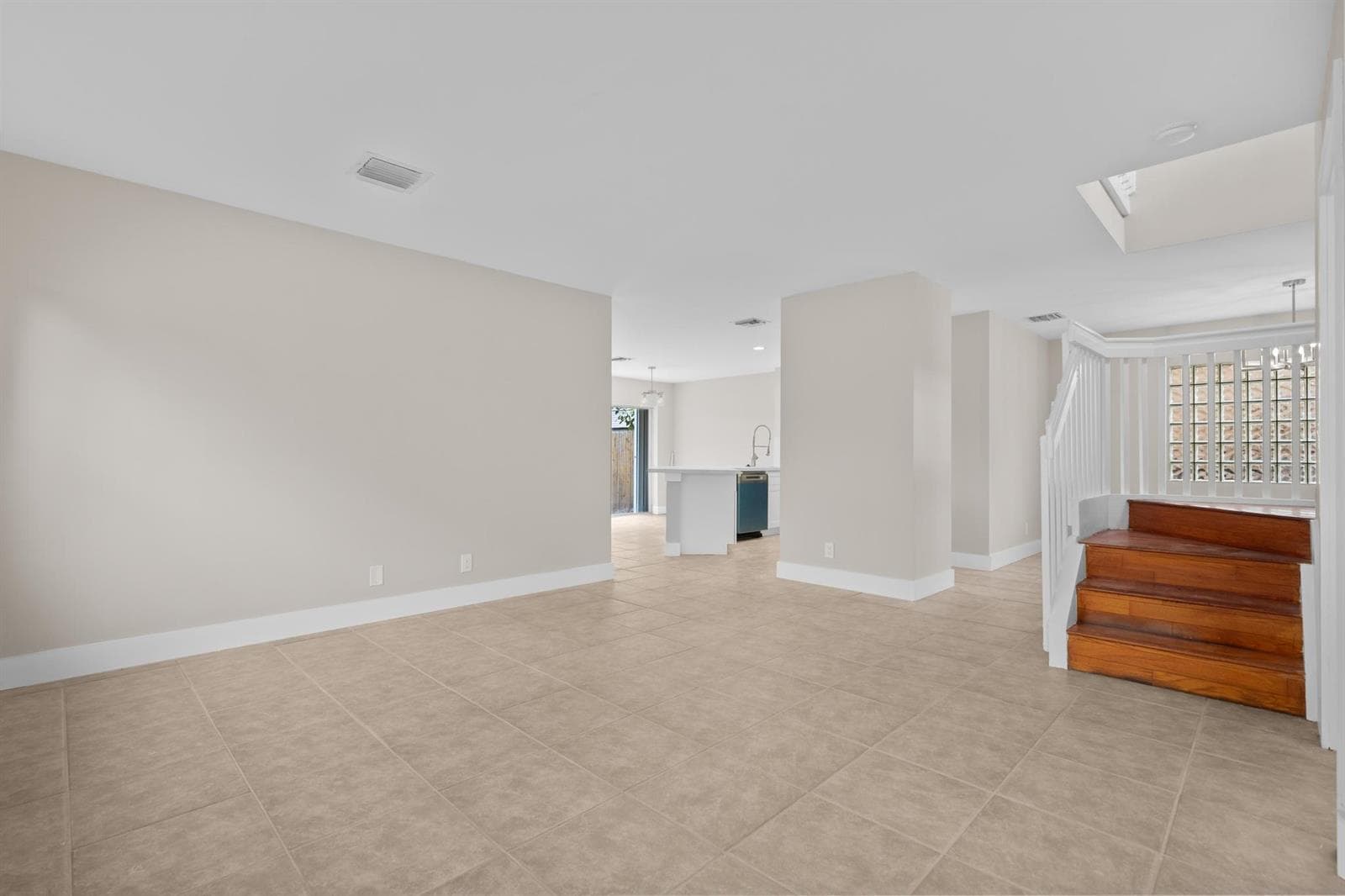 4250 NW 1st Place, Deerfield Beach, FL 33442 photo 12