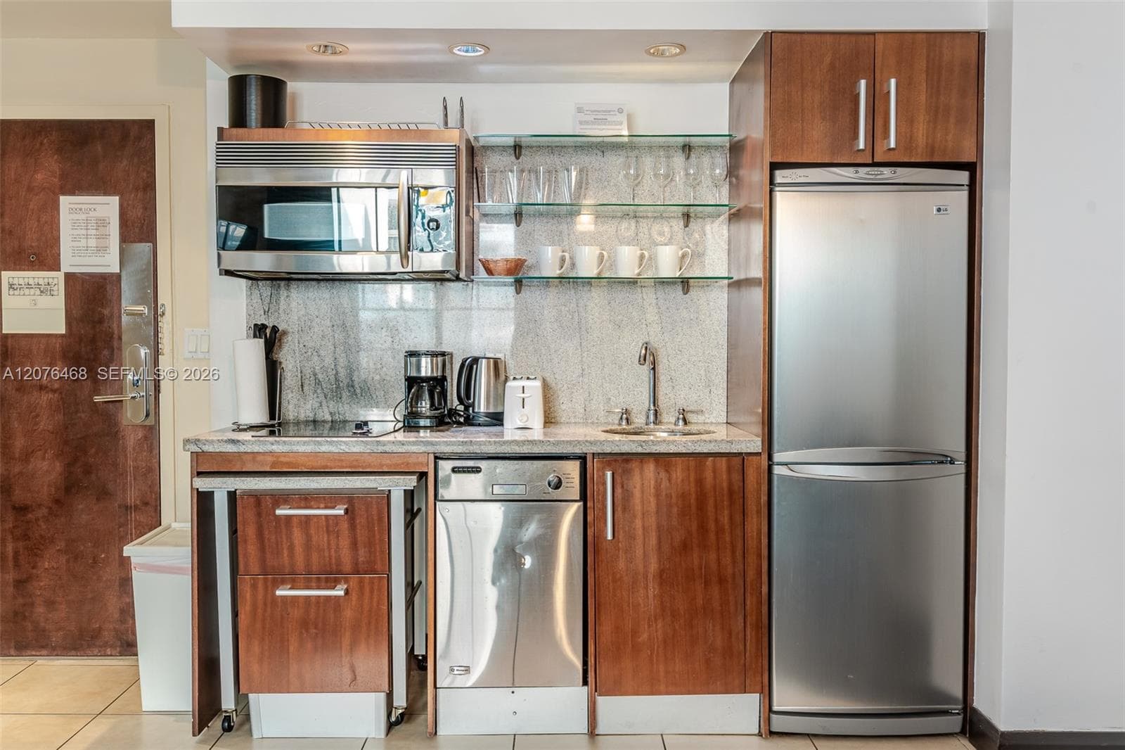 1060 Ocean Dr # D206, Miami Beach, FL 33139 photo 7