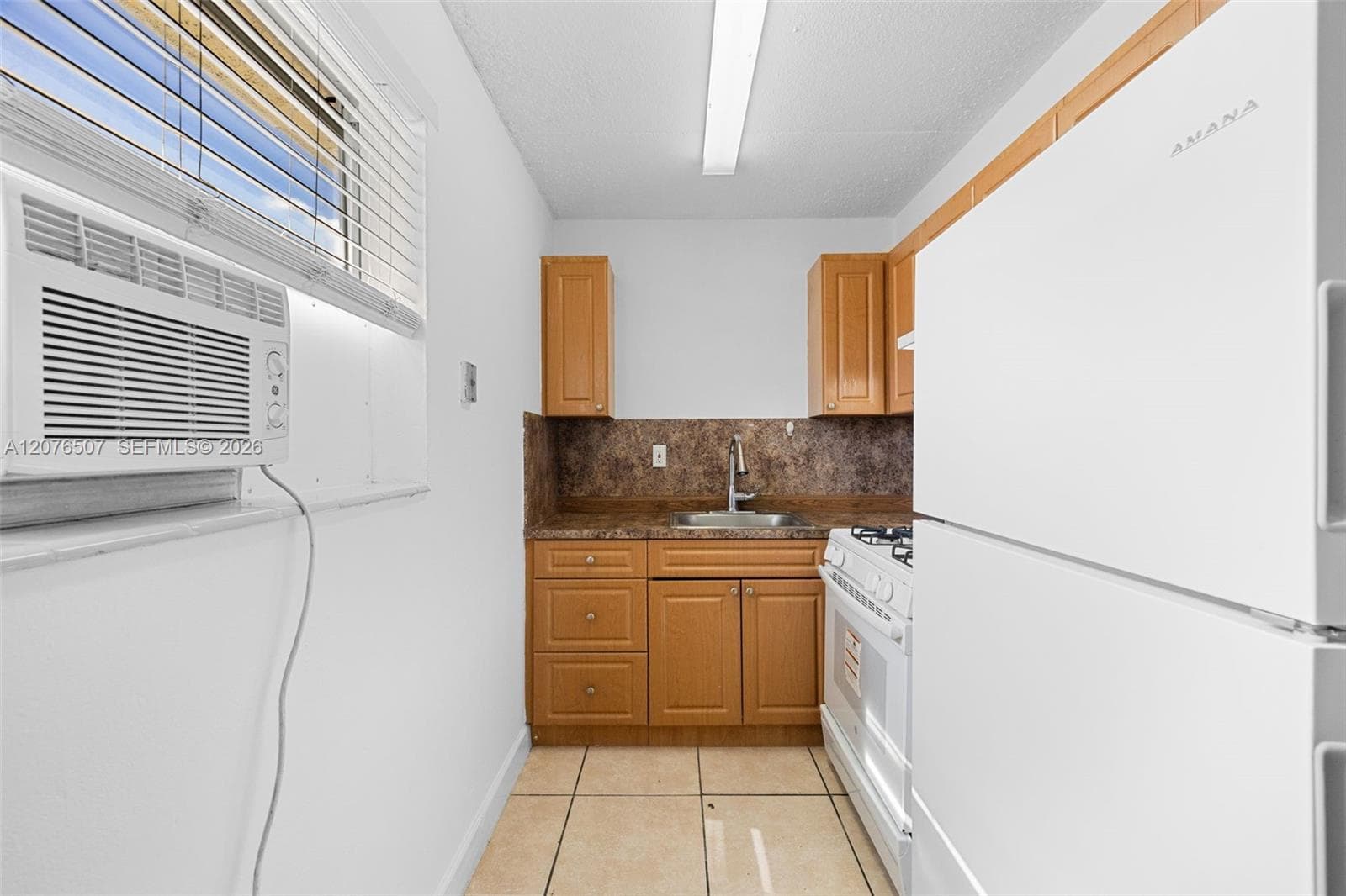 2799 E 4th Ave # 10, Hialeah, FL 33013 photo 2