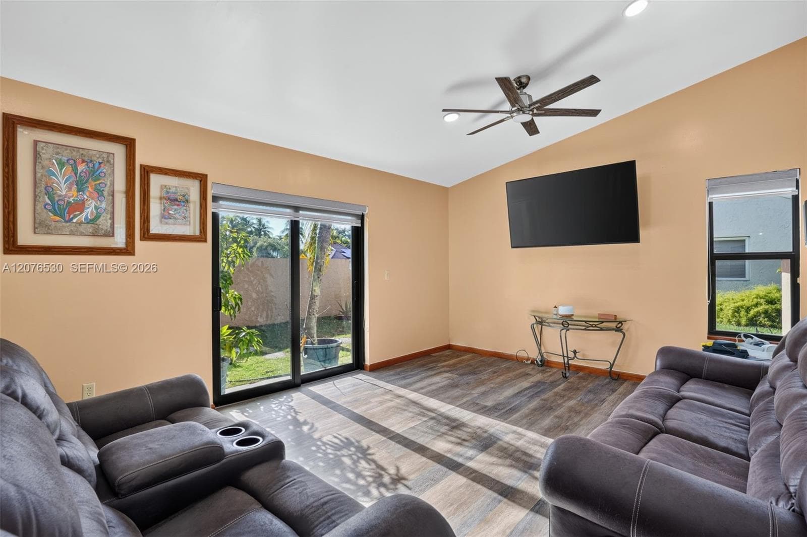 15660 SW 152nd Pl, Miami, FL 33187 photo 11