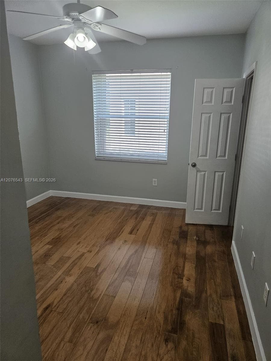 1072 NW 139th Ter, Pembroke Pines, FL 33028 photo 7