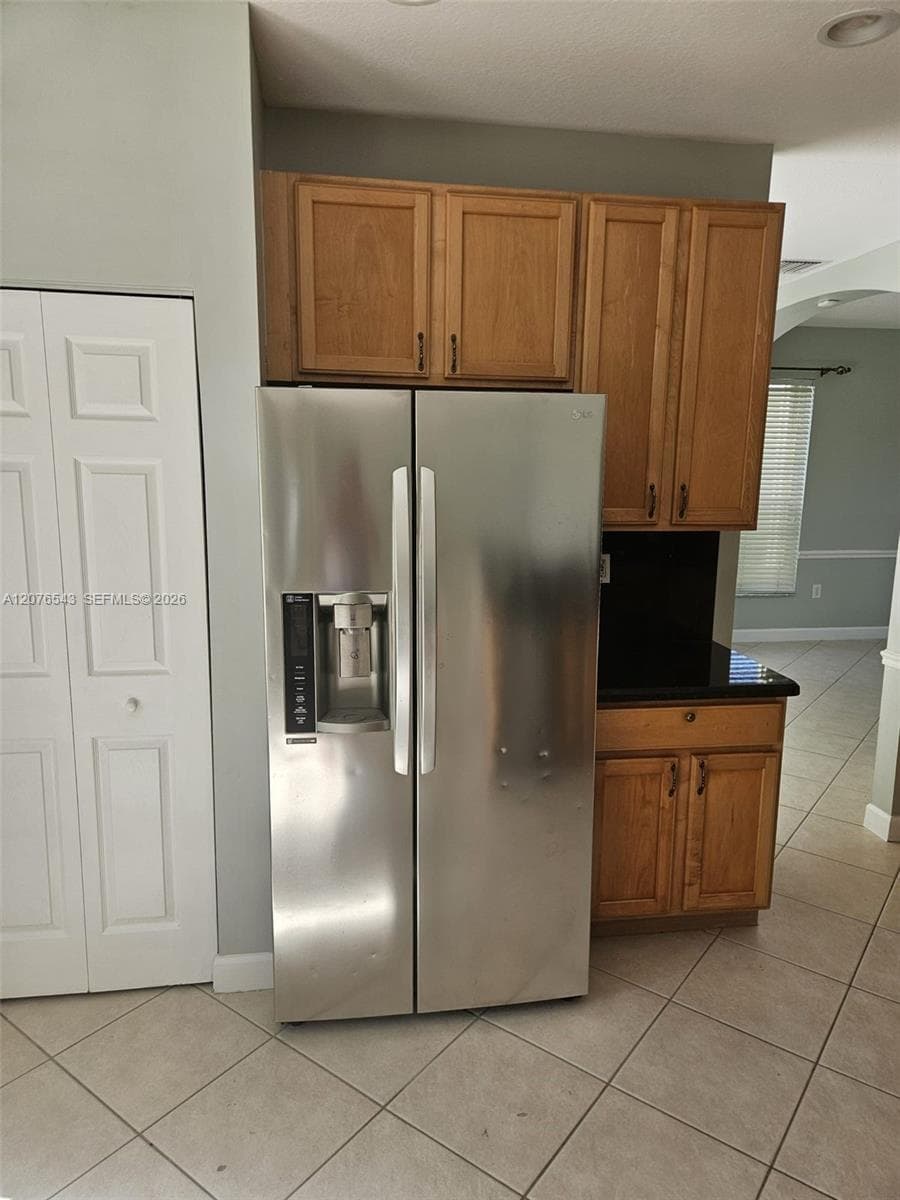 1072 NW 139th Ter, Pembroke Pines, FL 33028 photo 5