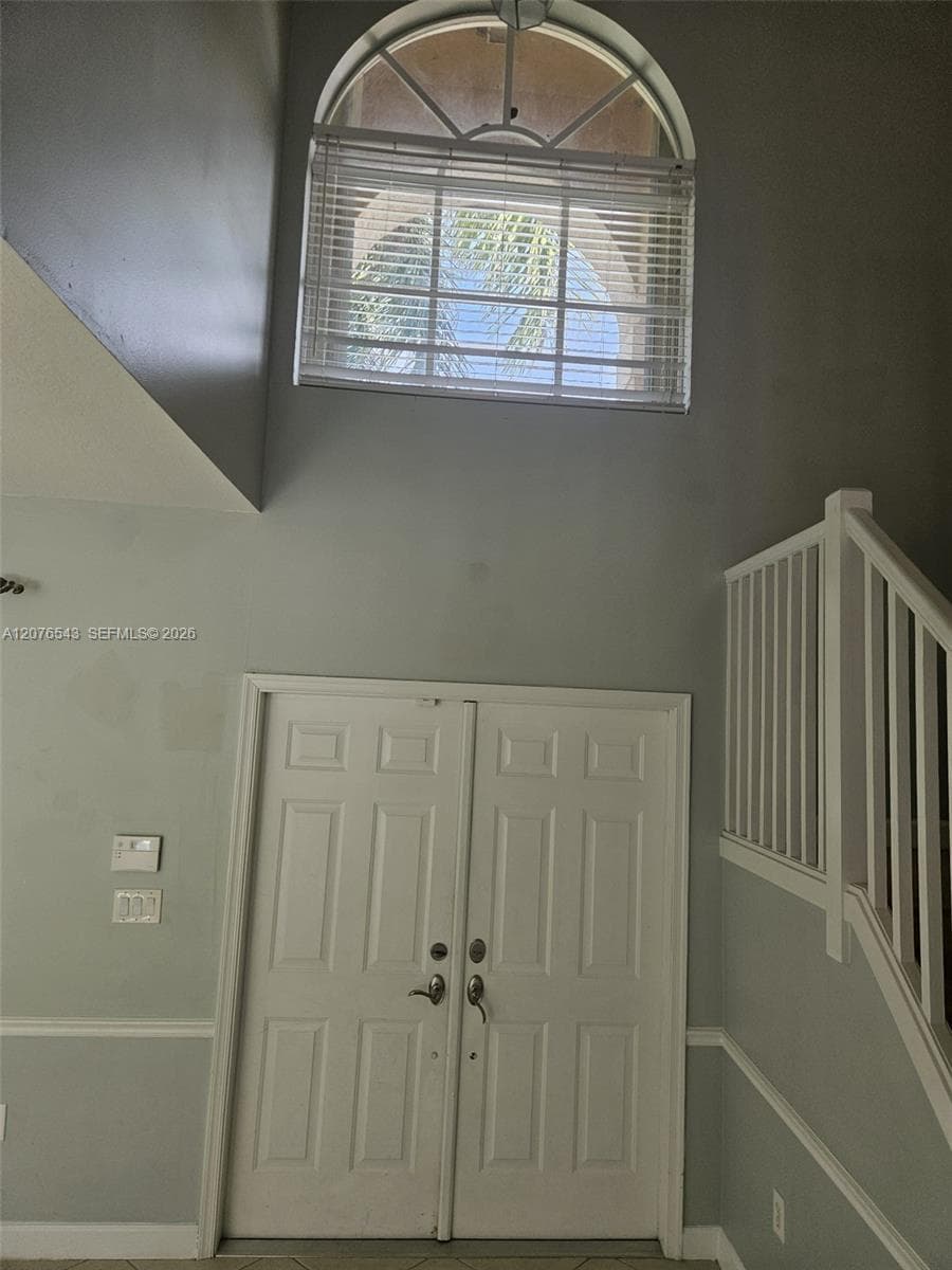 1072 NW 139th Ter, Pembroke Pines, FL 33028 photo 4