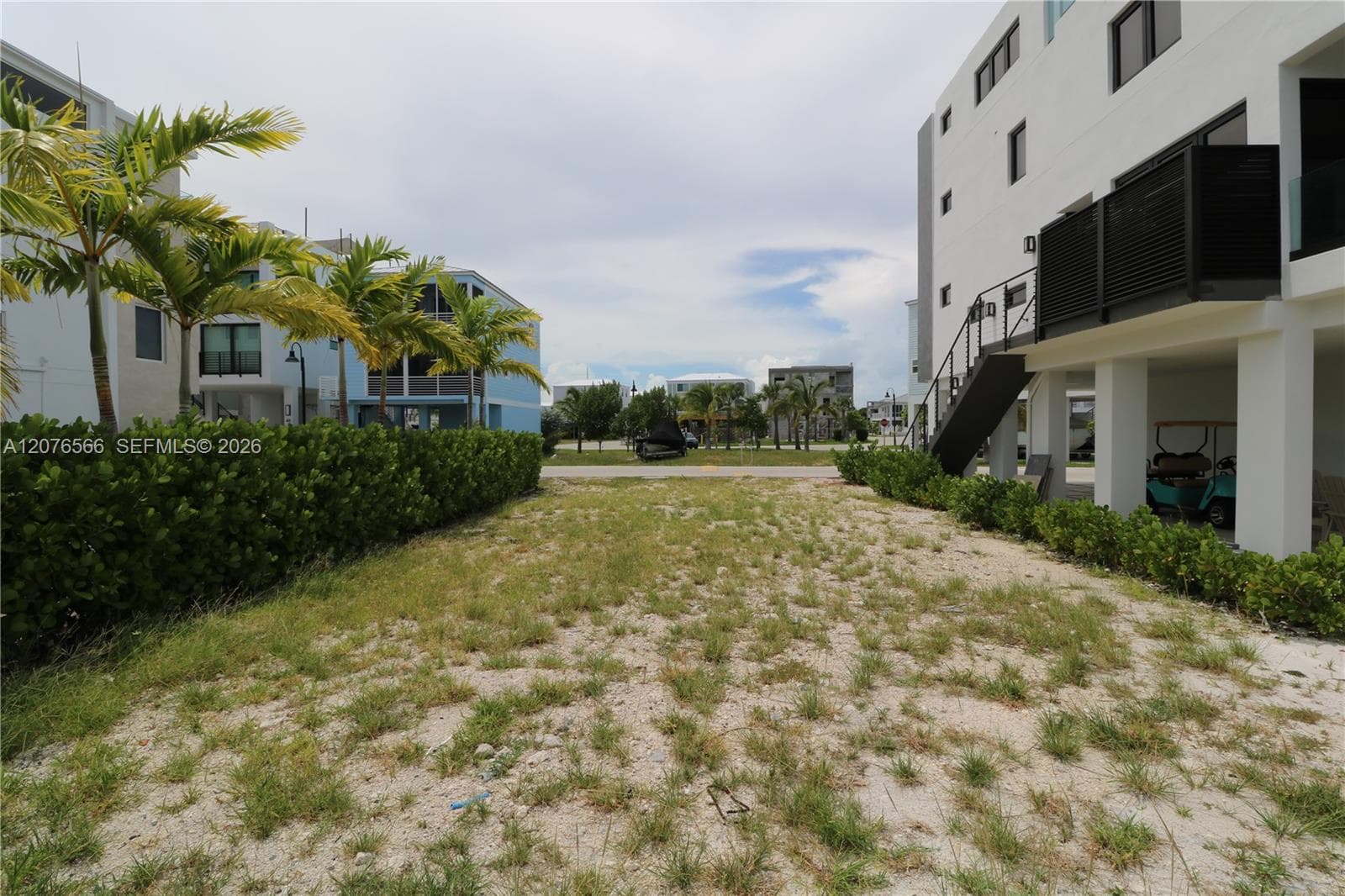 94825 Overseas Hwy #35, Key Largo, FL 33037 photo 2