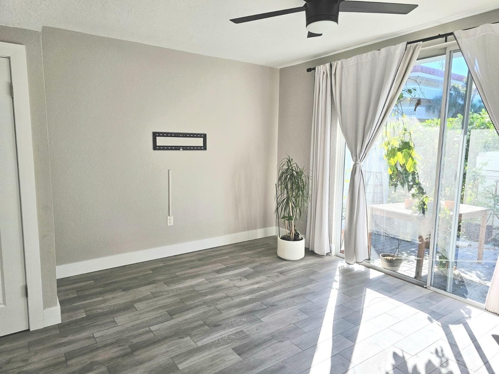 1102 E Jeffery Street, Boca Raton, FL 33487 photo 7