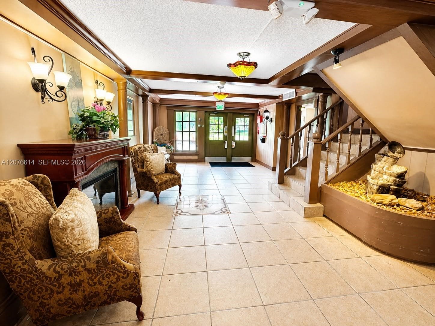 3660 Inverrary Dr # 1R, Lauderhill, FL 33319 photo 5