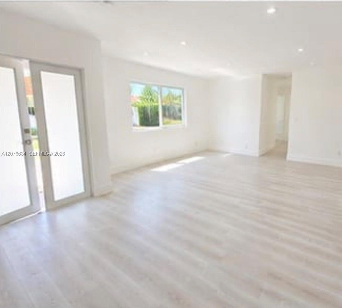 13038 SW 3rd St, Miami, FL 33184 photo 2