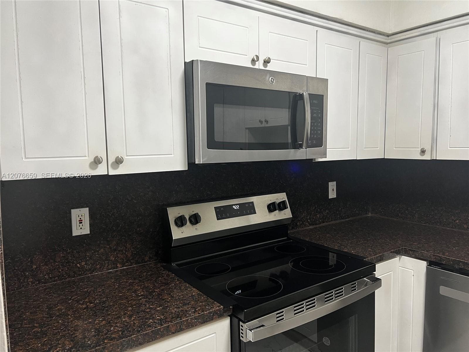 7441 Wayne Ave # 8I, Miami Beach, FL 33141 photo 3