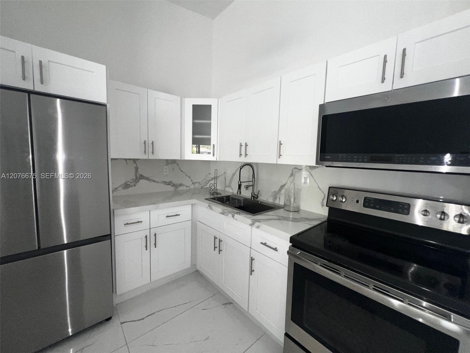 18755 NW 62nd Ave # 204, Hialeah, FL 33015 photo 11