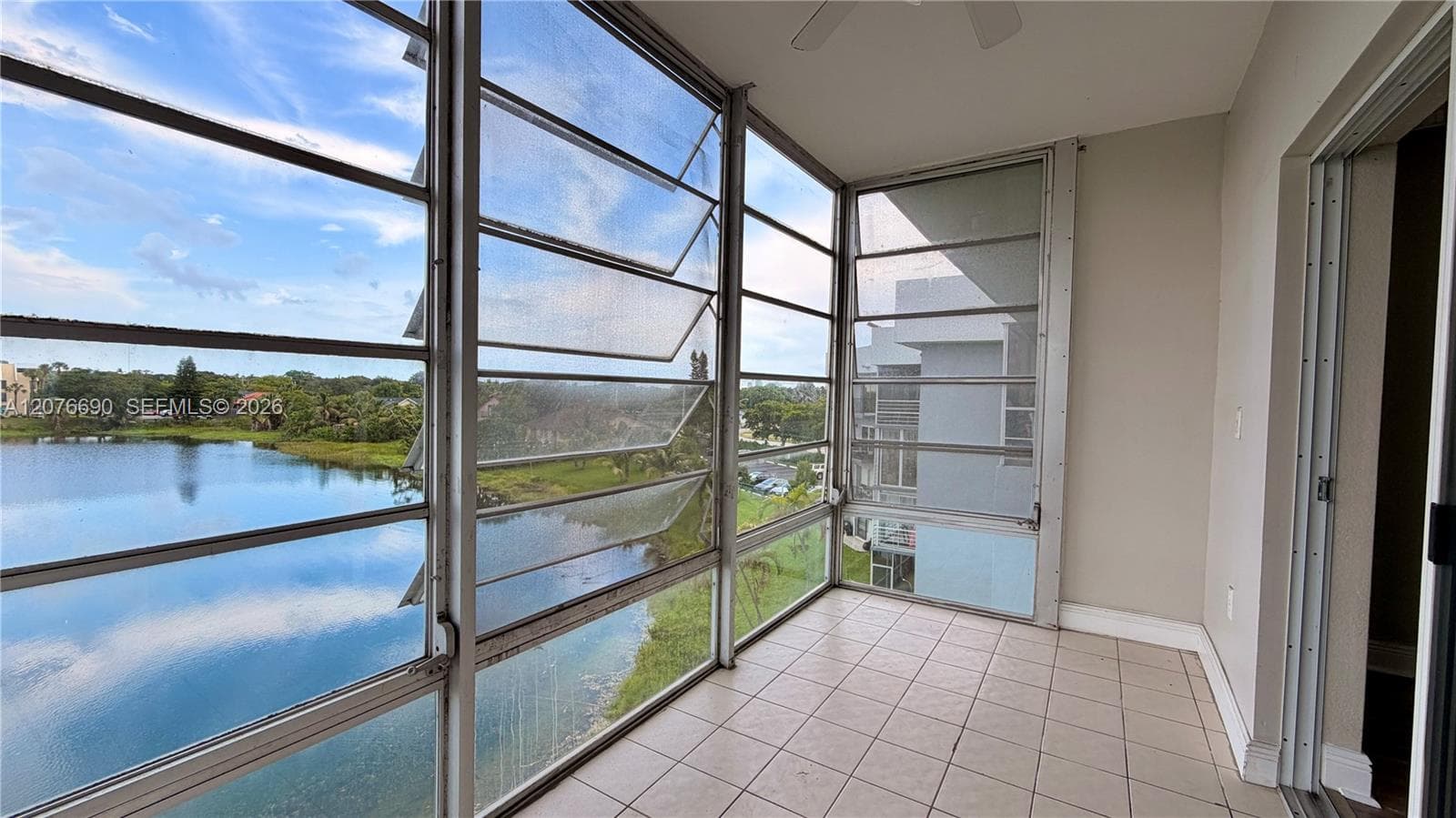 879 NE 195th St # 425, Miami, FL 33179 photo 7