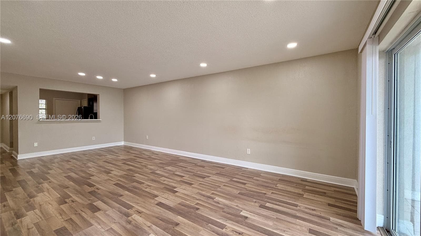 879 NE 195th St # 425, Miami, FL 33179 photo 9