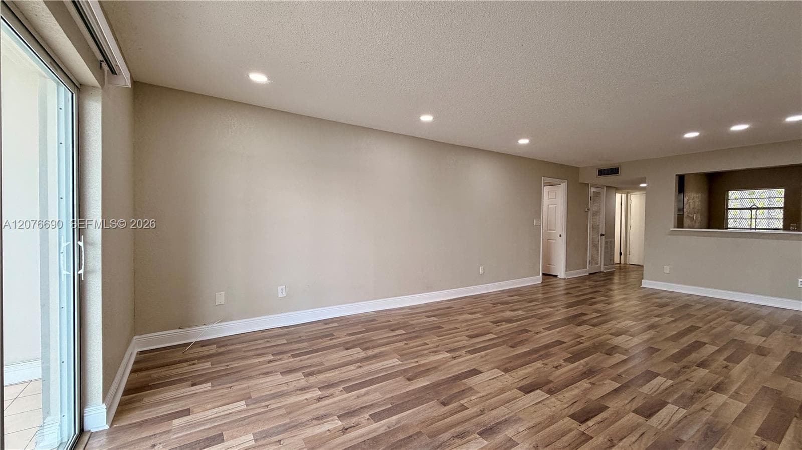 879 NE 195th St # 425, Miami, FL 33179 photo 11