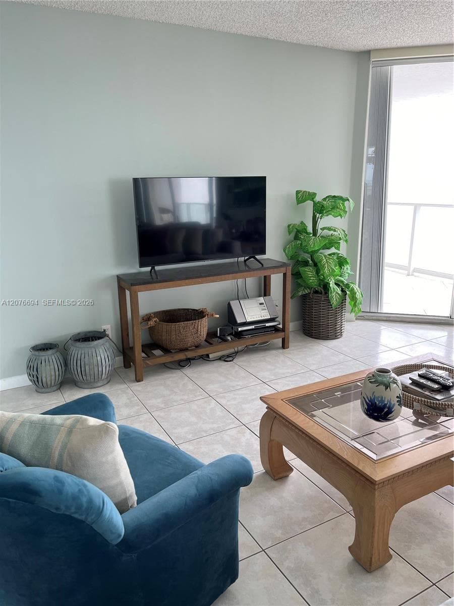 16485 Collins Ave # 2538, Sunny Isles Beach, FL 33160 photo 9