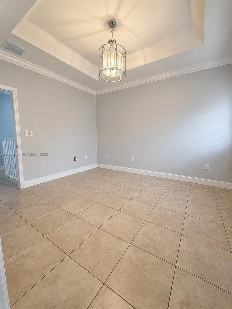 7429 NW 182nd St, Hialeah, FL 33015 photo 5