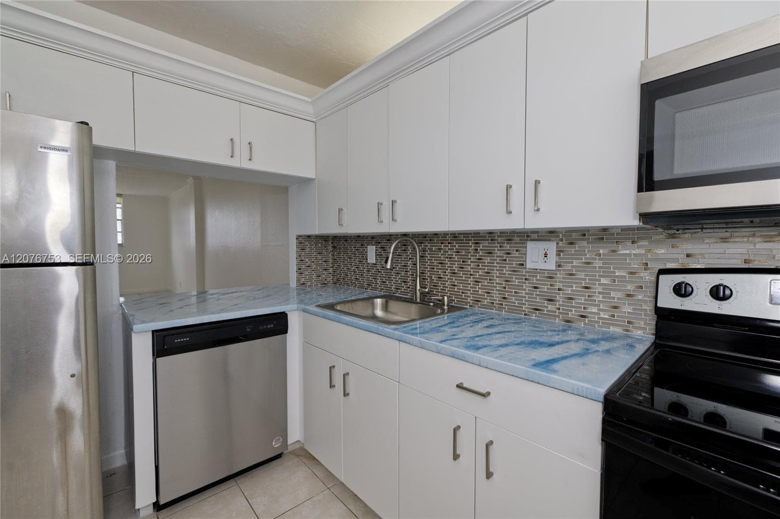 2903 N Miami Beach Blvd # 806, North Miami Beach, FL 33160 photo 9