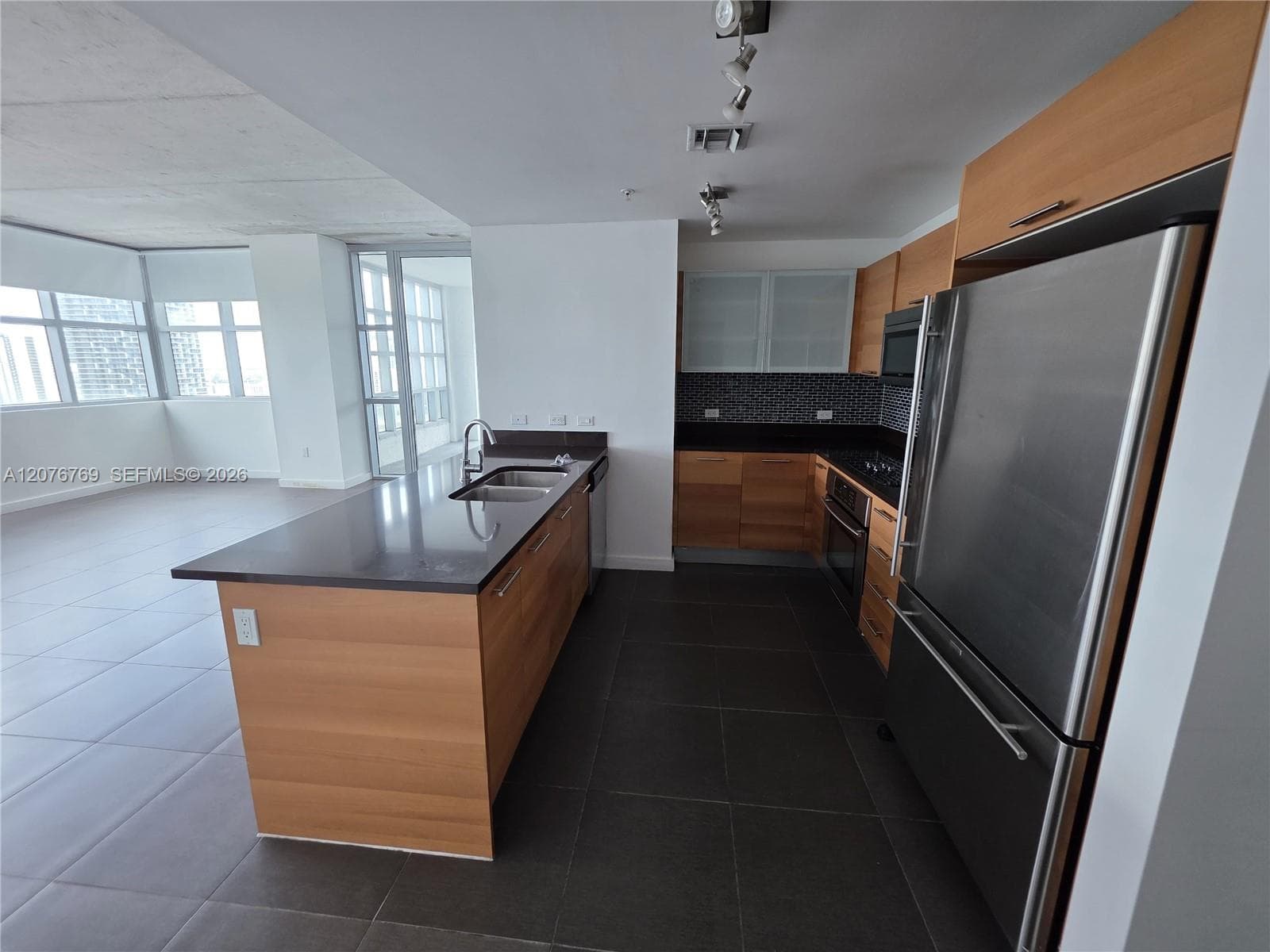 3301 NE 1st # H2702, Miami, FL 33137 photo 10