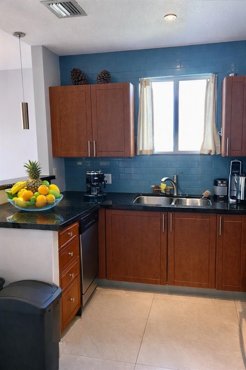 652 NE 63rd St # 406, Miami, FL 33138 photo 6