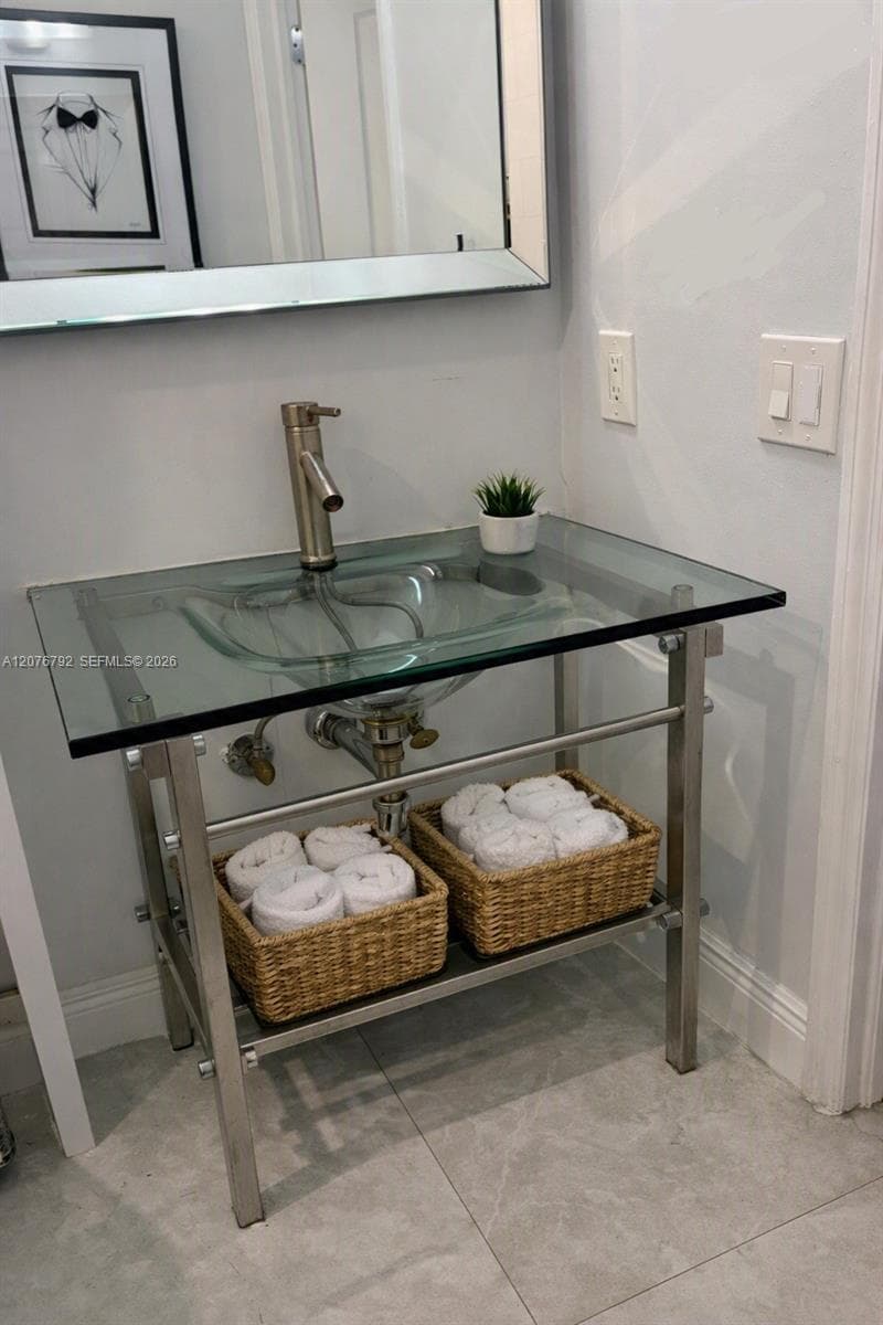 652 NE 63rd St # 406, Miami, FL 33138 photo 8