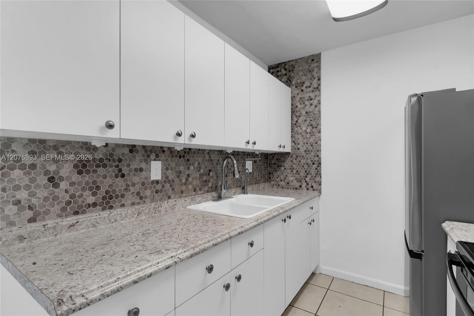 7100 Fairway Dr # K11, Miami Lakes, FL 33014 photo 6