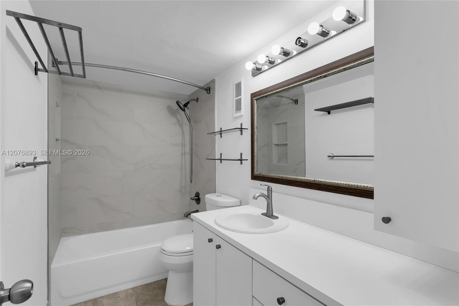 7100 Fairway Dr # K11, Miami Lakes, FL 33014 photo 12