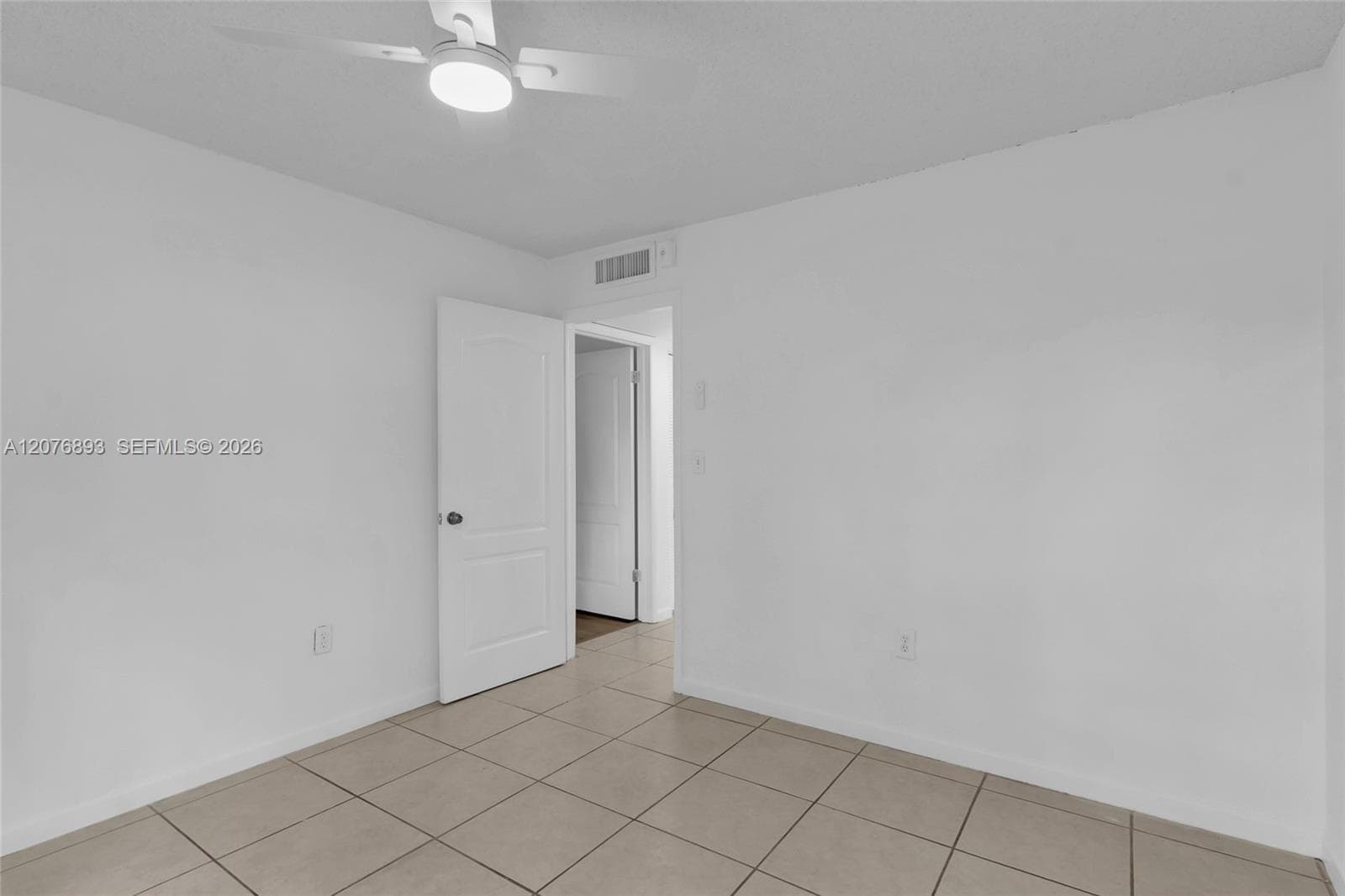 7100 Fairway Dr # K11, Miami Lakes, FL 33014 photo 11